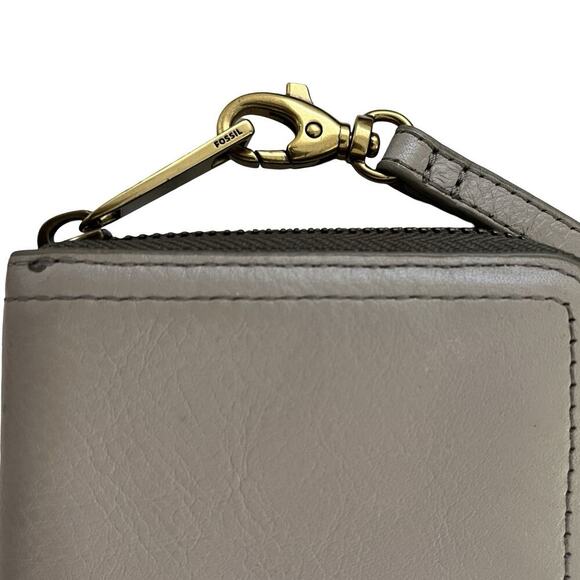 Fossil 100% Leather Zip Around Large Accordion Wallet Wristlet in Light Gray - Picture 2 of 11